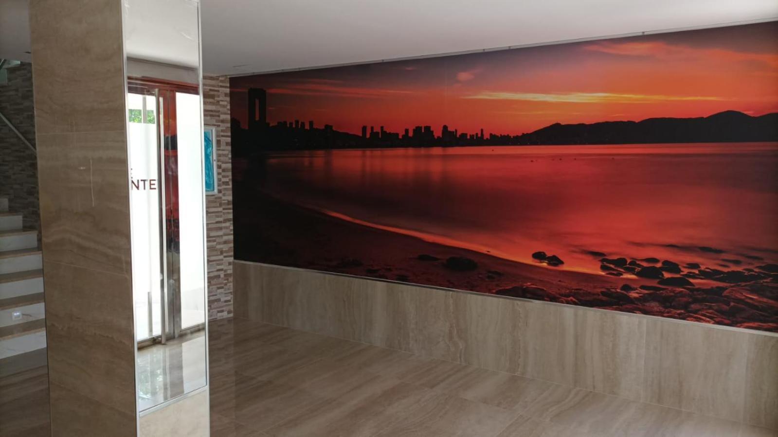 Apartamento Frente Al Mar Benidorm Kültér fotó